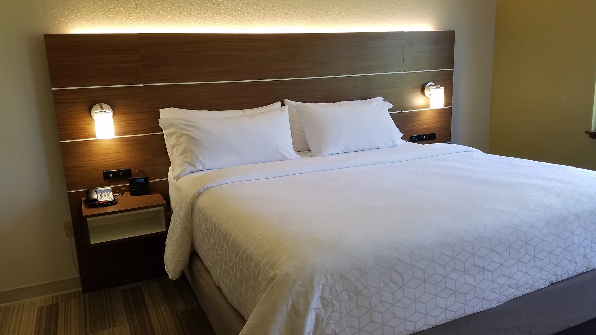 Holiday Inn Express Daytona Beach - Speedway, An Ihg Hotel